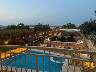 Panorama Serenity Apartment with Communal Pool - 7