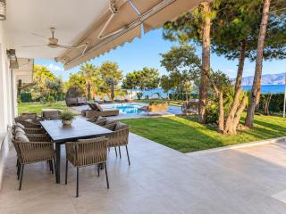 Zoza Luxury villa isthmia by the sea with private pool - 5