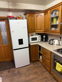 En-suit double Bedroom in Thornbury Bradord - 4