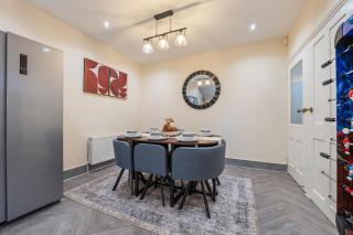 Central and Stylish 3-Bed Cambridge Home - 8
