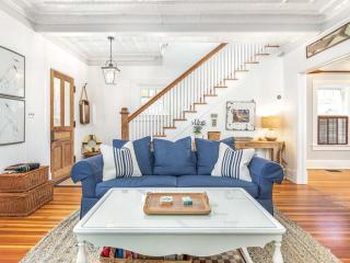 North Beach Bungalow - 4