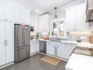 North Beach Bungalow - 1
