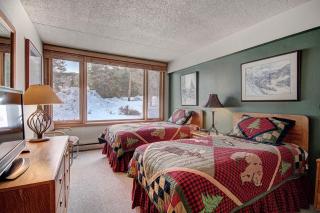 3 Bedroom Mountain Condo In Lakeside Village Near Keystone Lake With Complimentary Shuttle Service - 1