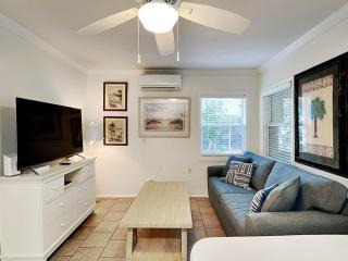 Captains Quarters B - 0
