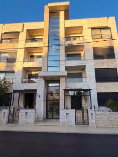 Comfort Stay, Modern 2-Bedroom Apartment in 5th Circle, Amman - Amman - 9