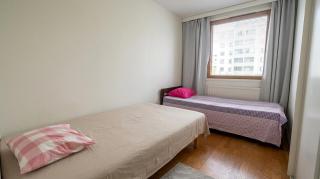 Cozy 2BR Near Sello Mall - Tram, Train & Market - 4