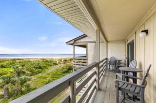 Lighthouse Point 18C - 0
