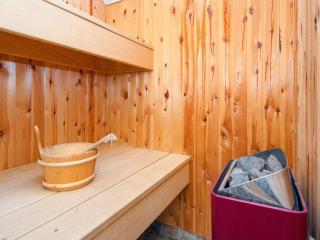 10 person holiday home in Fårvang-By Traum - 2
