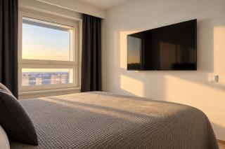 City Home Finland Panorama Suite - New Luxury Suite with Own SAUNA, One Bedroom, Spacious Balcony with City Views and Great Location next to Nokia Arena - 5