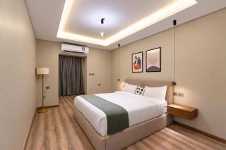Cairo Homes Stylish 2BR Nile View Apartment - 6
