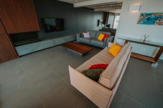 Sea Front Villa With Heated Pool - 1
