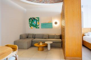 Costa Elegante Hotel & Suites - 2