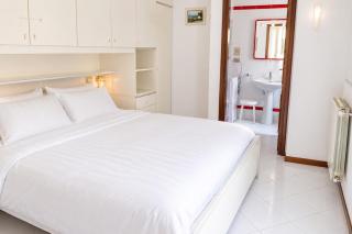 Stresa Apartament V - 100 metres to ferry with private garage - 0