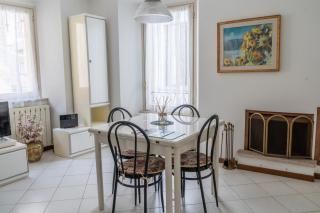 Stresa Apartament V - 100 metres to ferry with private garage - 9