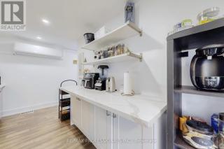 Bright 2BR Suite - Parking - Easy access to Toronto - 3