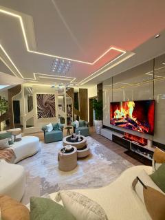 Luxury three bedroom in Wuye - 2