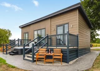 Hillcrest Hideaways - 4