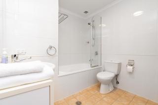 2BR 2BA Apt with Dedicated Workspace and Free parking - 1