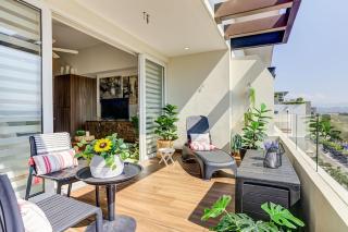 Luxe Condo w/ Rooftop Pool. Walk to Beach - 7