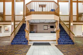 Clarion Inn - 4