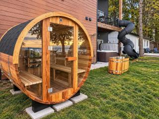 New! Custom Big McDonald Lake Cabin W Pickle Ball - 3
