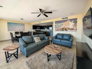 Ocean View 2BR Condo with Private Balcony #302 - 6