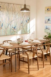 House of Fairy Wren -Charming Queenslander Cottage mins drive to Brisbane CBD and Gabba Stadium! - Holiday Home - 2
