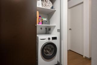City Edge 2BD with Pool and Gym - 1