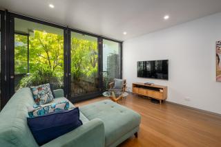 City Edge 2BD with Pool and Gym - 9