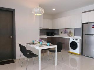 Stylish High-Floor Suite Near Komtar JBCC - 5