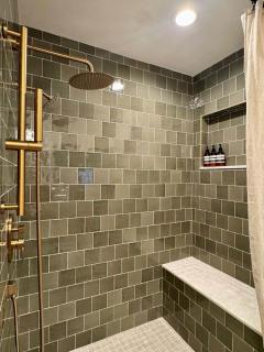 NEW RENO! Qtrs W/Private Entry&Patio Pet-Friendly - 5