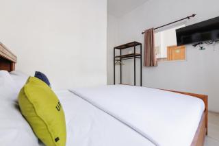 Urbanview Hotel Sky Batu Malang by RedDoorz - 3