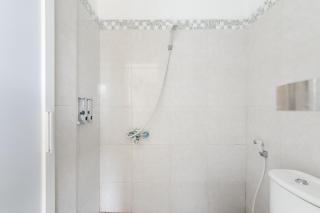 Urbanview Hotel Sky Batu Malang by RedDoorz - 2