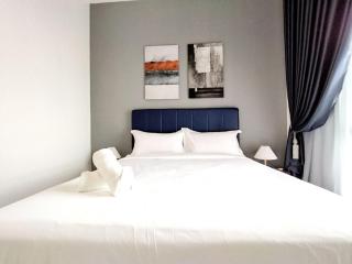 Emerald Sky Suites l The Horizon Ipoh l by Grab A Stay l 1-8pax - 5