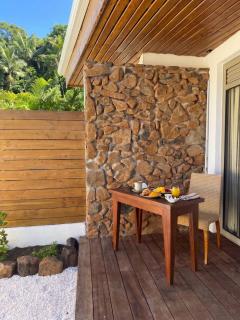 Premium apartment in Bora Bora King Bed & Outdoor Tub - 6