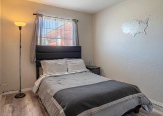 El Paso Eastside Comfort Centrally Located - 3