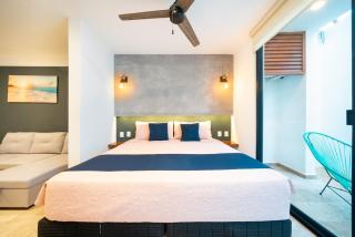 Huaya 101 - Groundfloor Studio w Rooftop Pool - 9