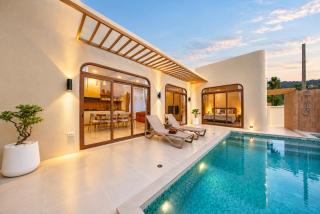 Azure Tropical Pool Villas - 7