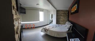 Hotel Sharlet - 1
