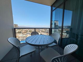 Chic City Living One Bed Apartment on Franklin St - sleeps 3 - 7