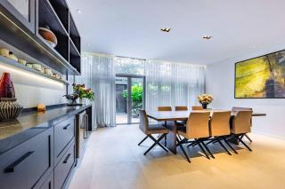 Refined Family Residence in Singapore - 8