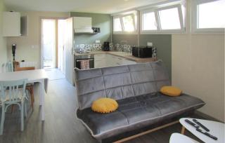 1 Bedroom Beautiful Apartment In Agneaux - 9