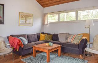 Stunning Home In Borrby With House A Panoramic View - 8
