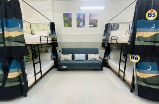 ALOHA SAIGON HOSTEL - Less-touristy location, Spacious rooms, Bathroom with a glass partition, airport - train station proximity - 9