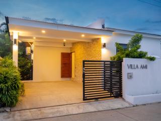 Villa Ami 3Br & Private Pool & Garden - 5