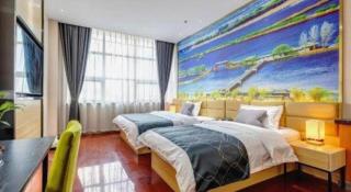 Chonpines Hotel Jining Quanmin Fitness Plaza - 3