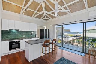 Surf & Stay - 50m to Main Beach - 7