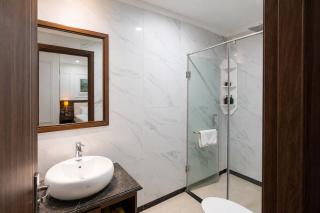 Moon Premium Hotel With Outdoor Swimming Pool - 7