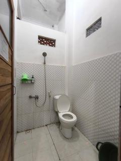 The Alamanda's Family Homestay - 4