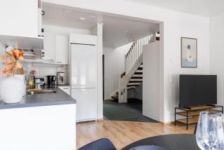 Two bedroom townhouse with sauna and private garden - 6